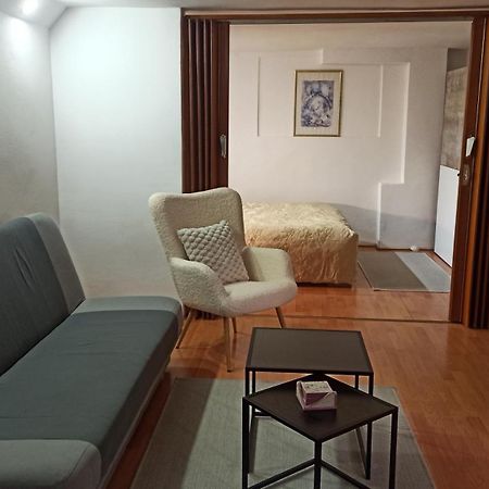 Apartman Oaza Olja Белград Екстериор снимка